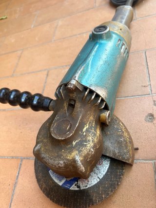 Amoladora radial eléctrica