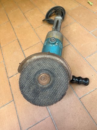 Amoladora radial eléctrica