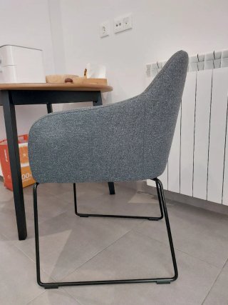 Silla de comedor gris Ikea