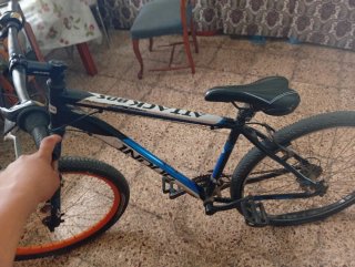 Bicicleta ATTACK 80S - Le falta rueda