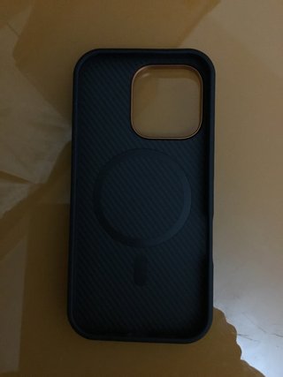 Funda Lujo iPhone 16 Plus en carbono con MagSafe