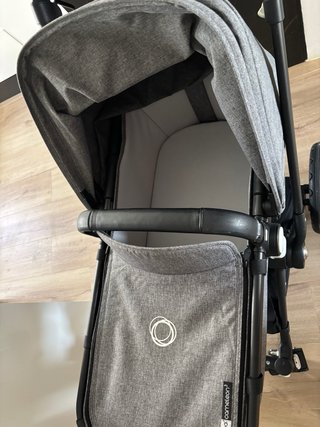 Passeggino per bambini grigio