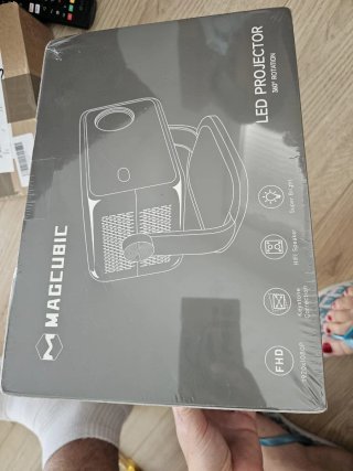 Mini Proyector MAGCUBIC L018 Portátil