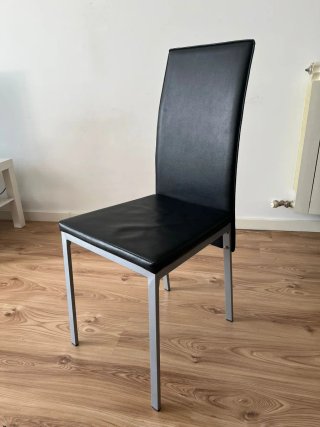Mesa comedor cristal negro y 4 sillas
