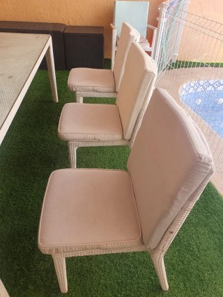 Conjunto mesa y sillas terraza blanco