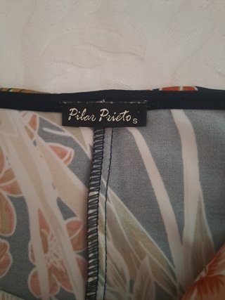 2 Vestidos midi New Collection y Pilar Prieto