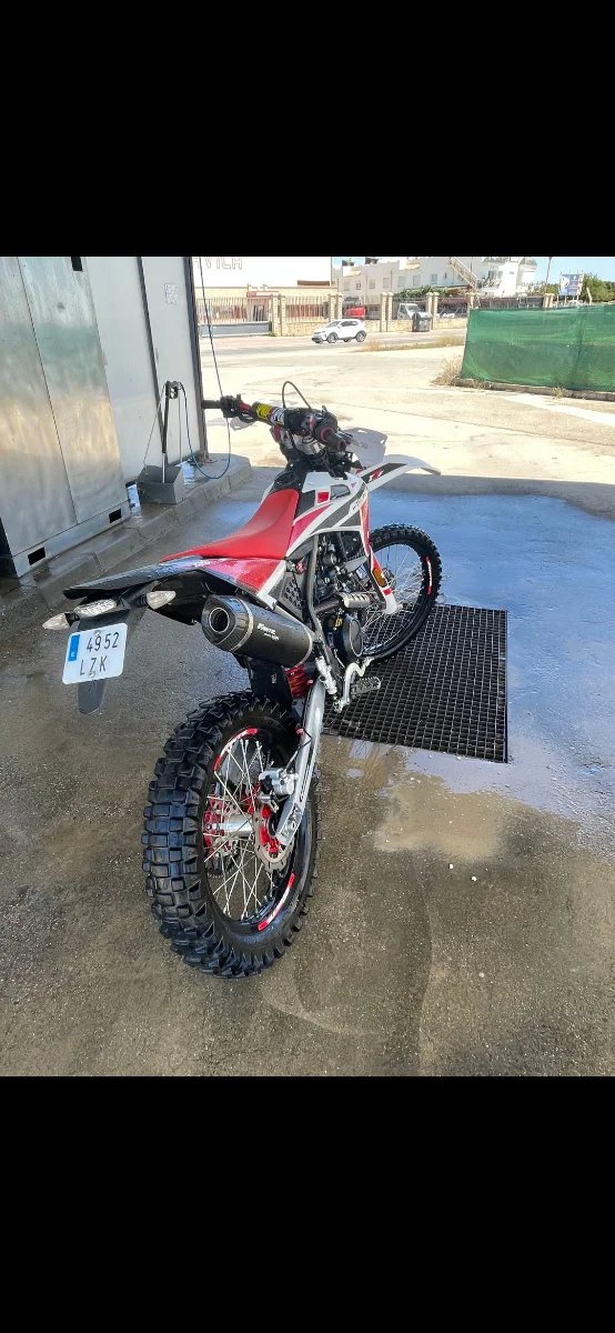 Fantic XEF 125cc Enduro Moto