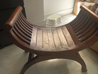 Banco rústico de madera