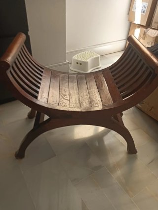 Banco rústico de madera