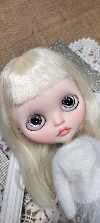 OOAK Albino Custom Blythe by blythe_live_