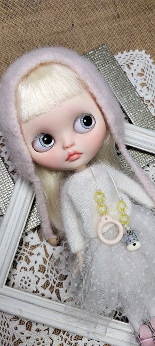 OOAK Albino Custom Blythe by blythe_live_