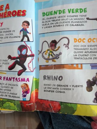4 comics Spidery y su superequipo