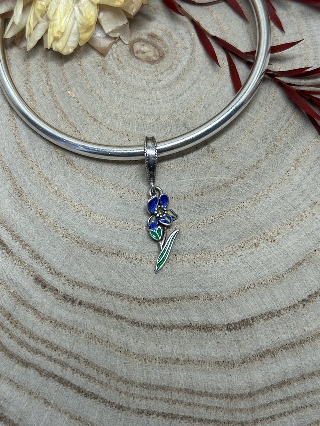 Charm Flor Lirio Azul y Verde