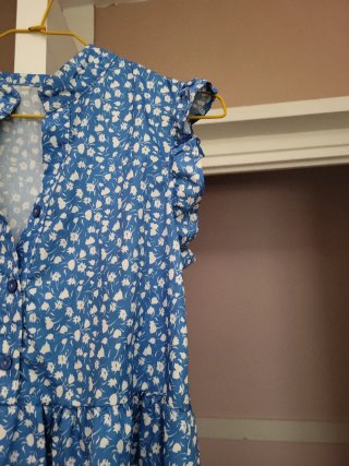 Vestido azul floral