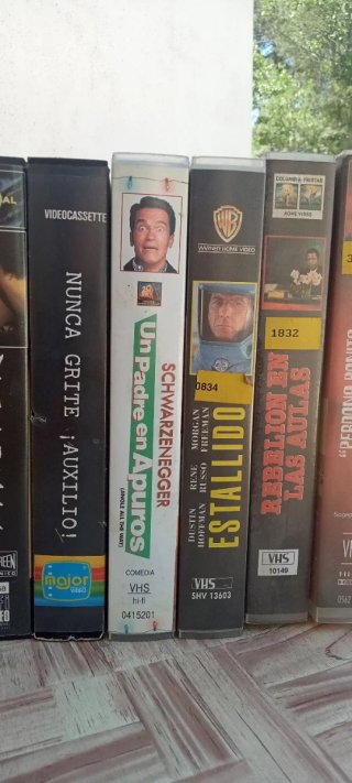 Lote 14 Películas VHS Acción/Aventura/Comedia