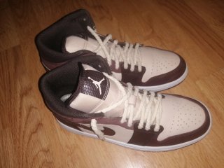 Lote de zapatillas Nike y Adidas.