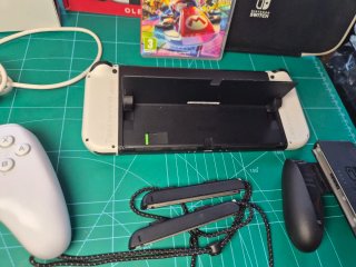 Nintendo Switch OLED + Accesorios