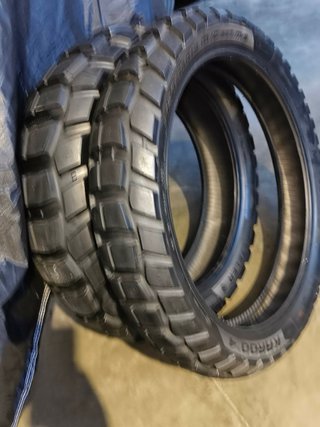 Metzeler Karoo 4 Neumáticos 170/60R17 y 120/70R19