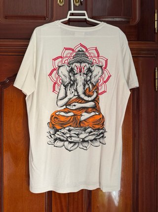 Camiseta YOURTURN blanca con estampado