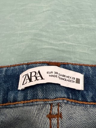 Pantalón vaquero Zara mujer