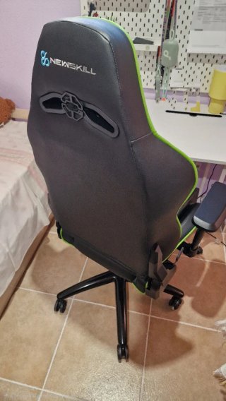 Silla Gaming Newskill Valkyr Reclinable Verde