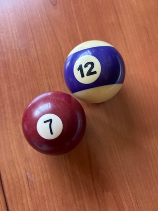 Bolas de billar 7 y 12