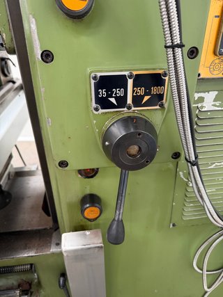 Fresadora Universal Lagun FU 125