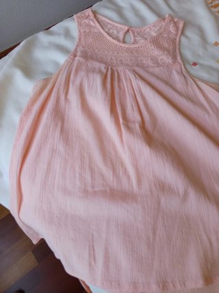 Blusa tirantes encaje rosa