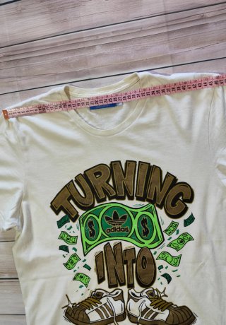 Camiseta Adidas Turning Into Rich Hombre Talla L