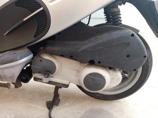 Scooter Malaguti Phantom Max 250 Plata