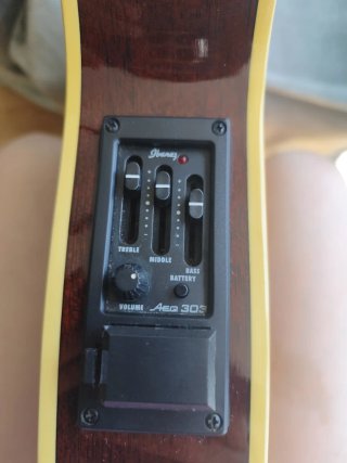 Guitarra Ibanez Electroacústica