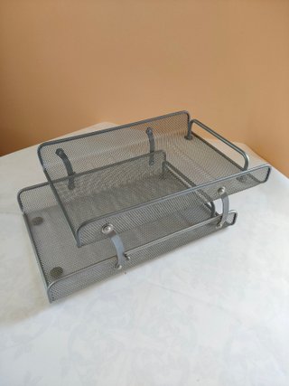 Gaveta de oficina metálica gris