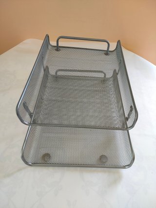 Gaveta de oficina metálica gris