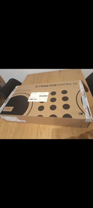 Controladora Traktor Kontrol S2 MK3