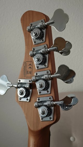 5 Cuerdas Marcus Miller V5 Alder-5 NT
