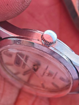 Lote 3 Relojes Tissot, Cyma, Citizen