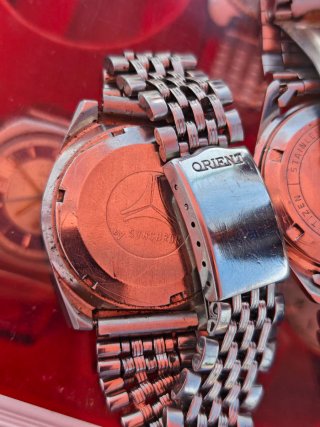 Lote 3 Relojes Tissot, Cyma, Citizen