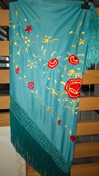 Traje Flamenca Gitana Negro Mujer con dos mantones