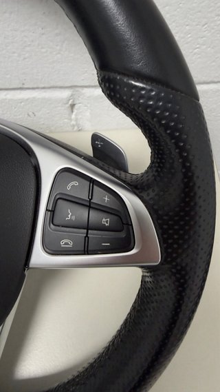 Volante Mercedes Achatado