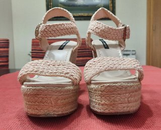 Sandalias cuña verano tejidas
