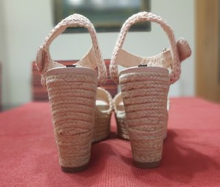 Sandalias cuña verano tejidas