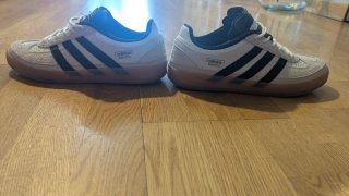 Adidas x Bad Bunny Talla 41.5 Beige