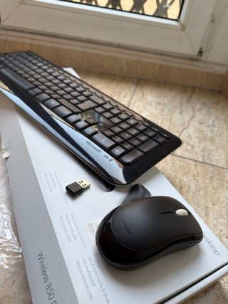 Teclado + ratón inalámbricos Microsoft Wireless