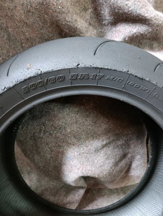 Dunlop D213 Pro 200/60-17
