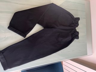 Jeans neri vita alta elasticizzata