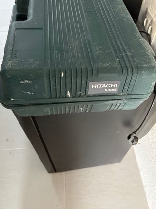 Taladro percutor profesional Hitachi