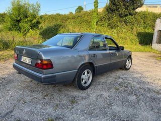Mercedes-Benz Clase E 1993