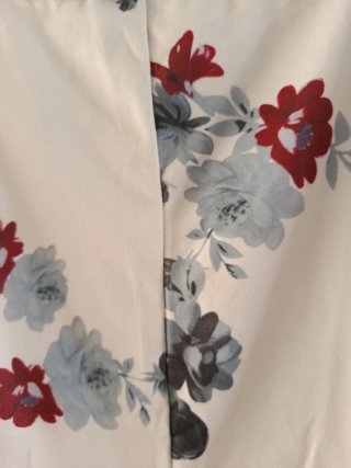 Vestido floral beige talla M