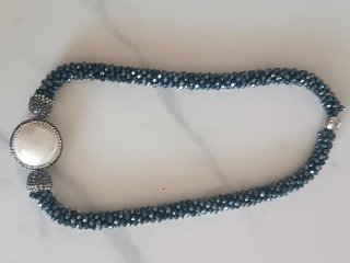 Collar perlas y cristales