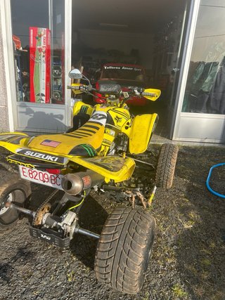 Suzuki LTZ 400 Quad Amarillo